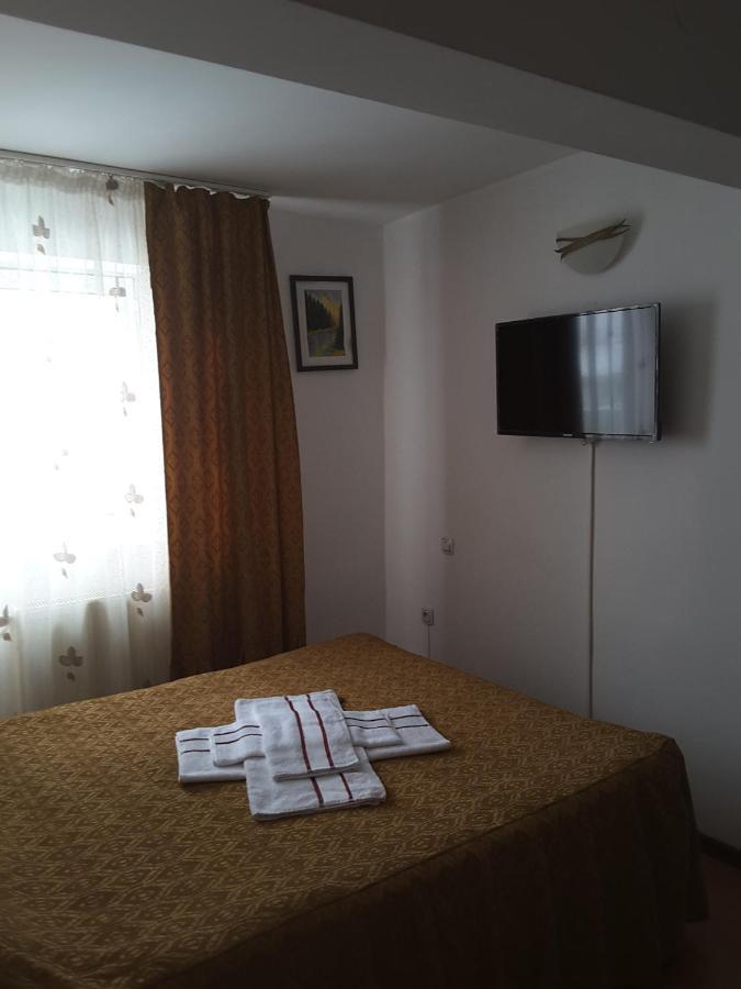 Camere De Inchiriat Edelweiss Dumbrava Rosie Ngoại thất bức ảnh